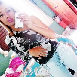 #  Cada novo dia, é uma nova chance para você mudar a sua vida .      [: