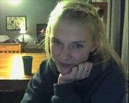 Im 16 my birthday is November 21. I follow back everyone. I love JB, Christian Beadles, and Jasmine