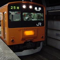 follow_me100p's profile picture. 起床から就寝までの出来事の中にさまざまなドラマがありますが、通勤電車の中ってムカつく事、ドキドキする事、ハラハラする事が多くないですか？そんな通勤電車の出来事をつぶやいていきたいと思います。相互フォロー100%でよろしくお願いします。