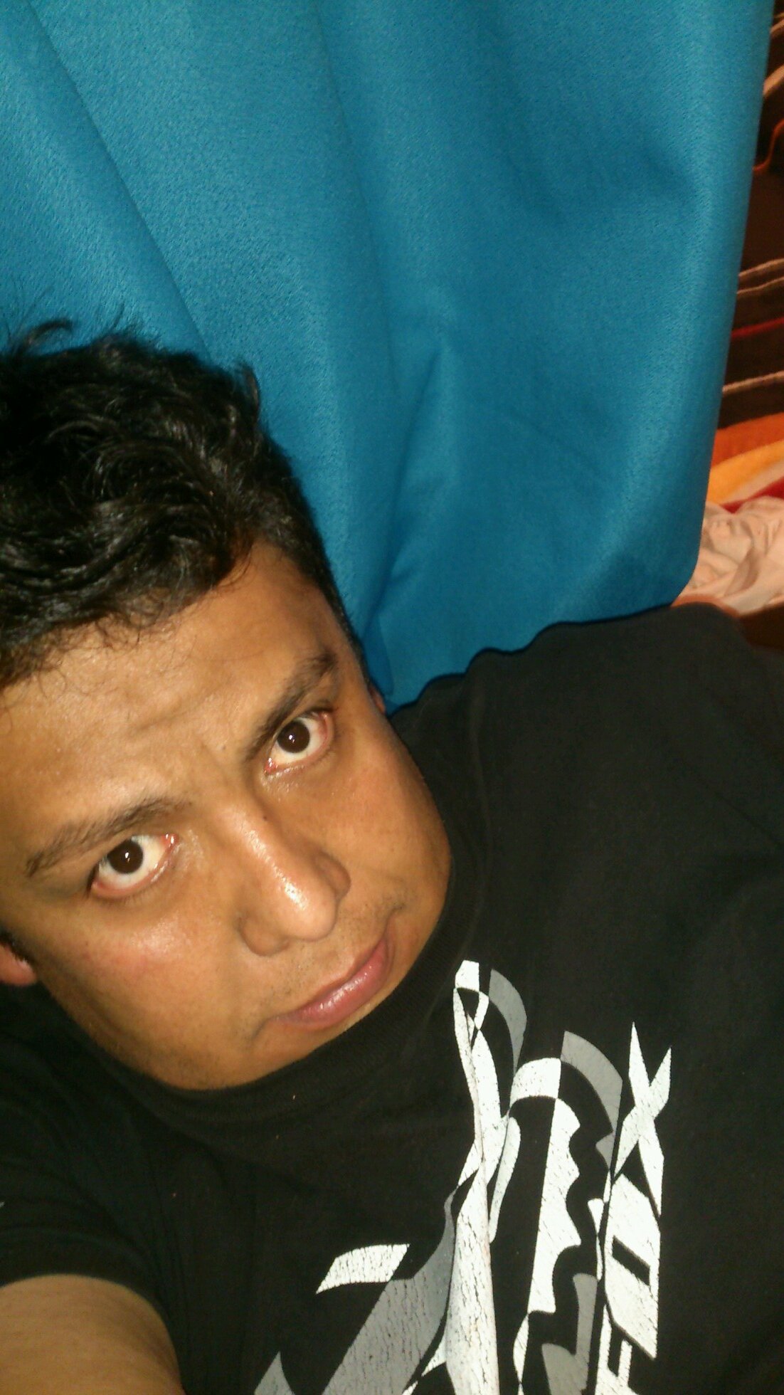 Soy la persona más feliz del mundo cuando me dices hola o me sonries, porque se que, aunque haya sido para solo un segundo, has pensado en mi