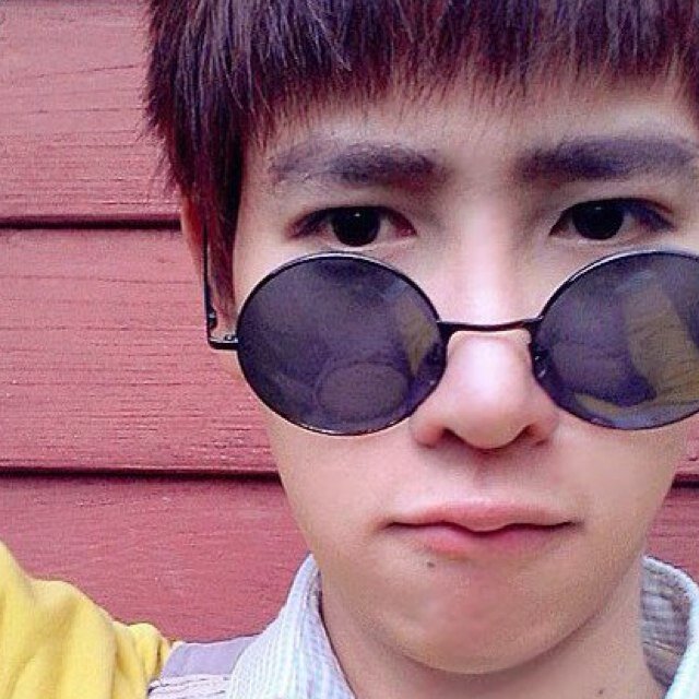 แฝดคนแรก KR