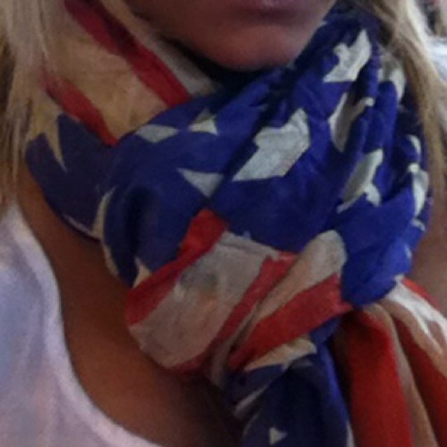 vols_gal's profile picture. ✨ #lipstickwolfpack ✨ I love and live the smokies. Vols football ❤️ love my daddy, follow mehh ✨