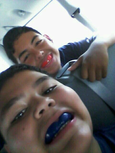 My Name is Daniel Martinez, I love football and soccer, football and soccer is my life and if you follow I follow back...:)