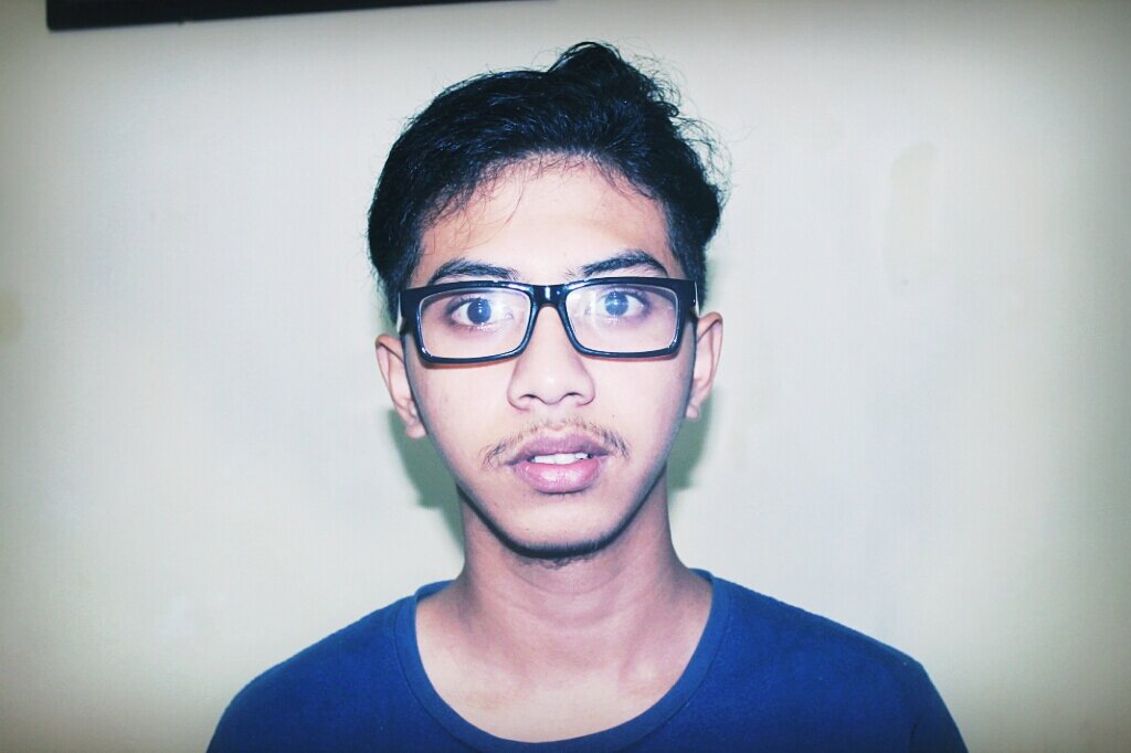 faldiadzikkri's profile picture. |i♥umom| you fucking bulshitt...!! call me magic!