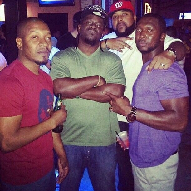 Verse-A-Tile is a MOVEMENT! From hott new artist to club banging beats! follow us and we'll follow back! designers, producers,artist,models,video production