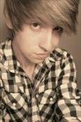 I'm a 16 year old actress/singer/dancer. I love to cover songs. Wicked is the best play evar 3 hater
