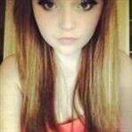 white lips pale face drop ur pants 1D i wanna taste |Applebees/5|