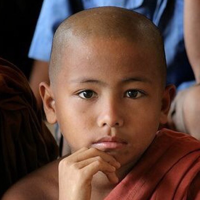 Meditando por el mundo🌏💫 Transforma tu vida desde el corazón ❤️ https://t.co/r1QfFTJmmm 4,6M https://t.co/O0oWnPWIEt 1,5M