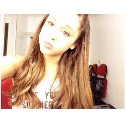Follow moi et tu trouveras les meilleurs tweet dans ta TL ♥