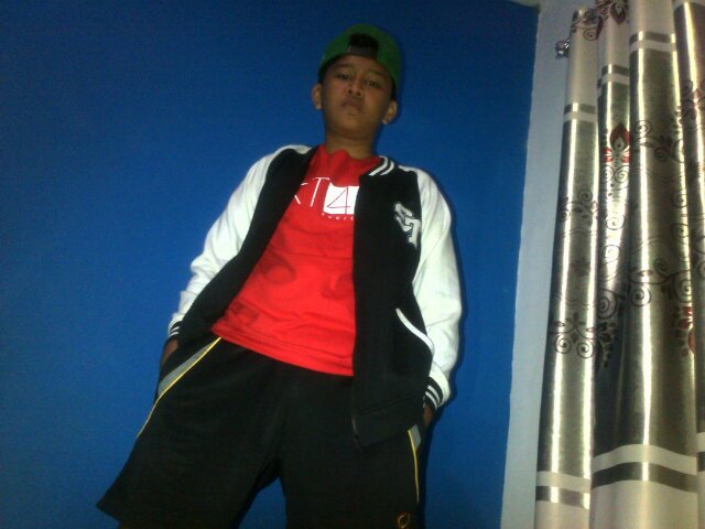 Gw Fans @officialJKT48 dan gw akan slalu suport @officialJKT48 dan my oshi @nabilahJKT48 ,, (love Arema87 & Persija28)