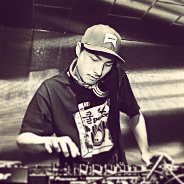 DJ