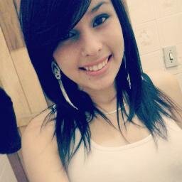 My Best Friend @Amanda_N13 / .
ASK  http://t.co/tmJLvPTe4n 
AGRADEÇO!   :) :)