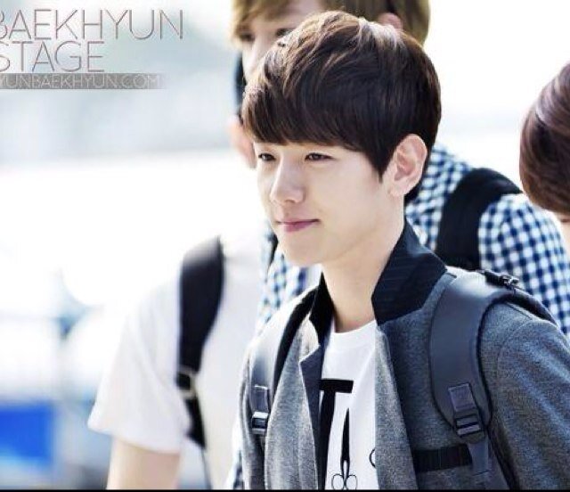 ~안여하세요~ ผมชื่อว่า แบคฮยอนหรือเรียกว่าหมาน้อยก้อได้^{}^ ผมอ่อยไม่เปนนะฮะ-..-