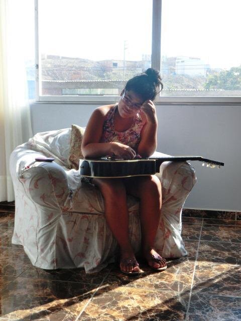 MarcelaMc639033's profile picture. :) muak muak super alegre a la vida ai q sonreírle siempre :) asi q fuera DOLOR