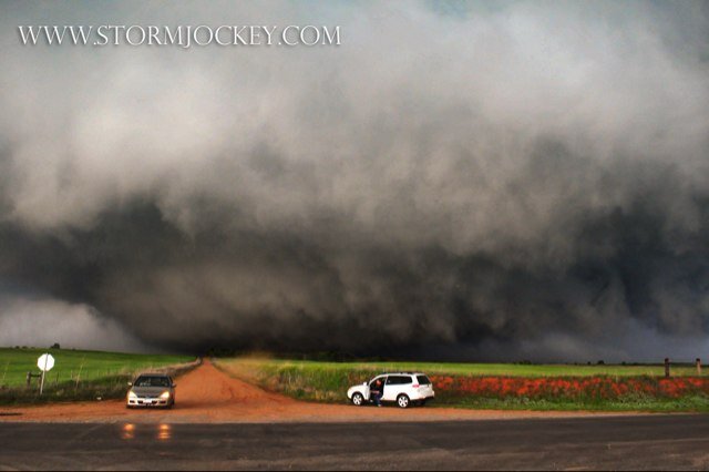 Severe Weather Observer and Photographer. I take pictures of water vapor and wind currents. And sometimes fire.