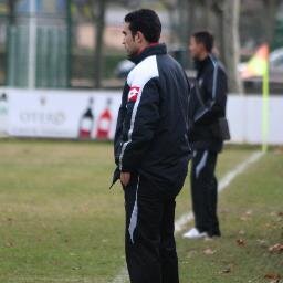 Profesor IES Lancia (León)                             Entrenador nacional de fútbol nivel III.