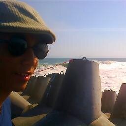 aress_bagastyos's profile picture. Cuaca hari ini bikin ketek ku basah