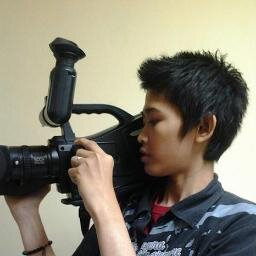 adrianfeodals's profile picture. aku gak perlu make up mu, aku gak perlu bajumu yang kuperlu isi dadamu sepenuh kasihku padamu