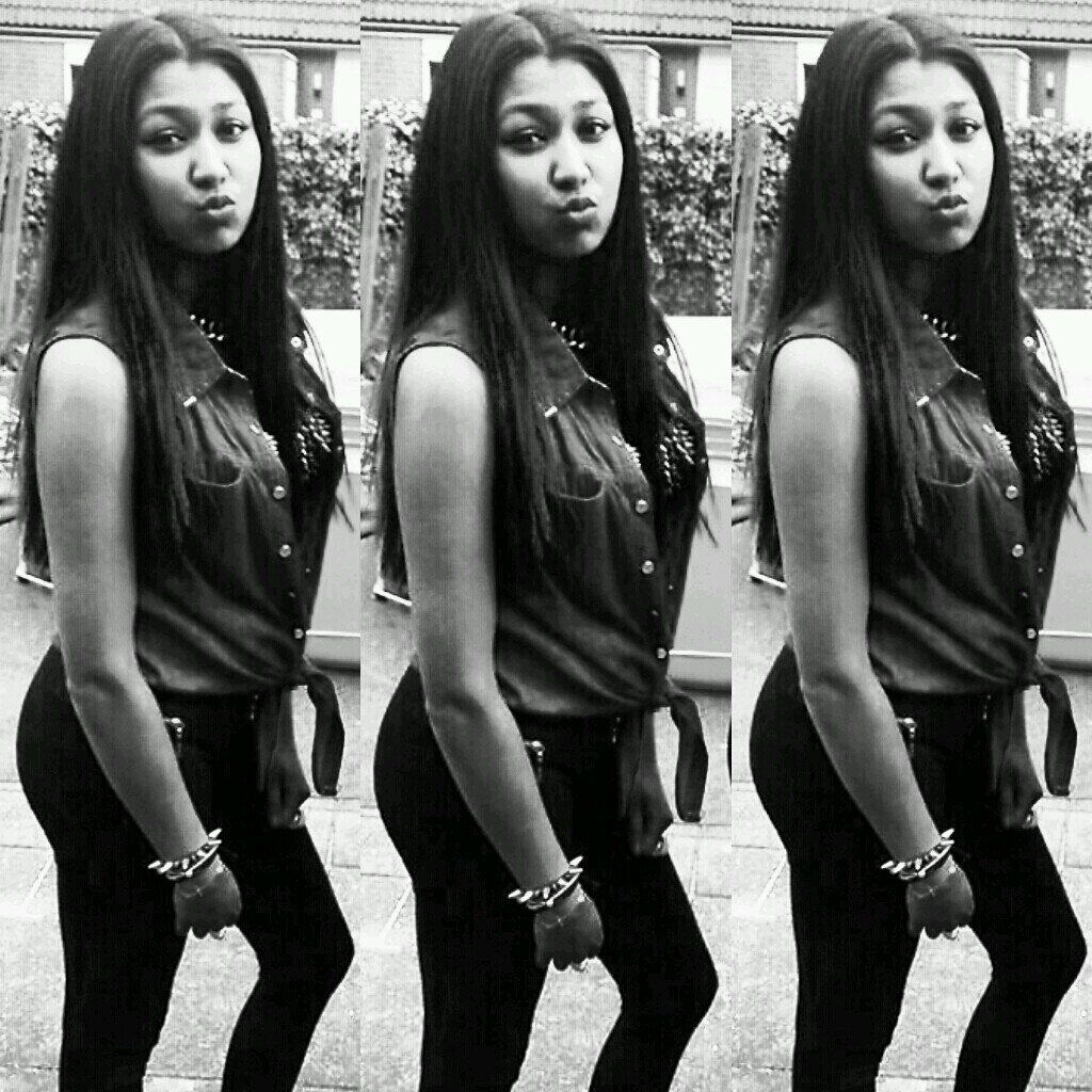 nieuwe twitter; @RaghnyJ || #TeamSurinaamsHindoestaans♥ ||0223|| I LOVE DANCING/SKATING/KFC!♥ || HIPHOP/STREETDANCE/BALLET/BOLLYWOOD/BREAKDANCE/JAZZ