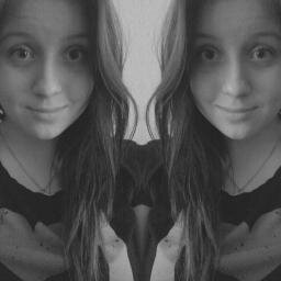 Hi, im a Directioner!:3 Ed Sheeran:3 Andy Samuels:3 I am from the Czech republic(NARNIA)