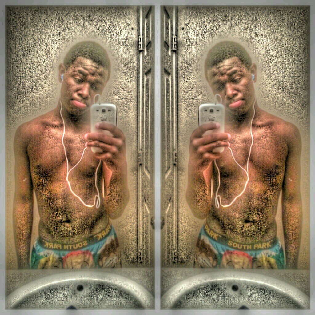 Wassup ? Y'all Niggas Want Beef , I See Y'all Niggas Mugginn , Save Discussion Bitch I Bout Bussin Plus I Had Shootin # I Strap Nigga . Wassup ?