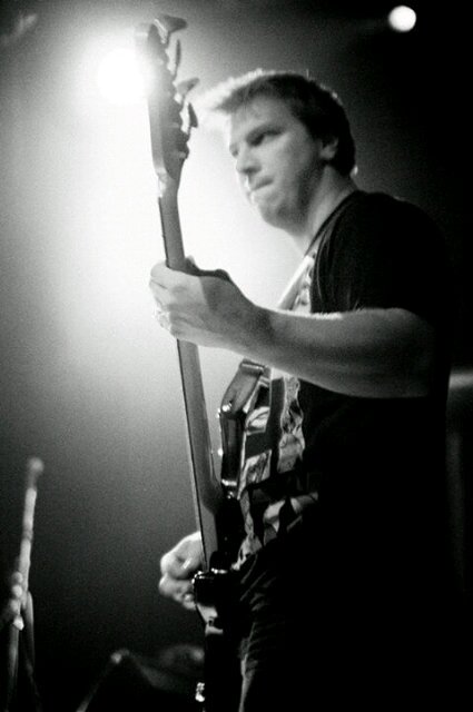Just schlappin dat bass with @Drakefield ! Follow Drakefield on Facebook: https://t.co/700kikEF8I 
and instagram: drakefield_official_page