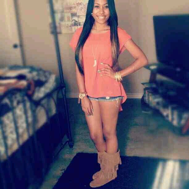 taken by @teamray2wice 9/27/13 // kik ask// bestfriend??// Bi //Everyone Beautiful