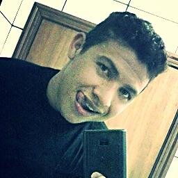 Tento trilhar da melhor forma o caminho ki Deus miim deu ..
Escrevenu uma história como nunca ninguém leu !!
