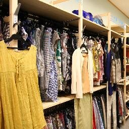 Free Help長田店 Toccaのとてもお洒落なチェックのコートが入荷しています 飽きのこない素敵なデザインでサイズもお値段 8000 も手頃です 是非 ご来店お待ち致しております 古着 Tocca コート フリーヘルプ チャリティーショップ 神戸