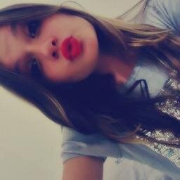 Libere seus instintos , girl , vai ser legal ♫  - Raimundos .