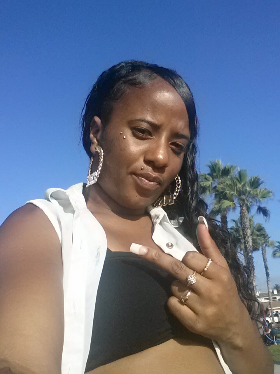 thaqueenbiitckh's profile picture. #TopBitch#HeeMQueen#TeamAquarius#TeamLightskin#90zBaybee#LoviinThaRu