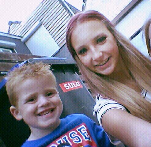 ♥nick #02102013  ·  ik heb niemand nodig elke stap zet ik zelf in me leven, ik heb gevochten voor wat ik heb gekregen ♥