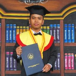 Bukan mengejar kebahagiaan, tpi menciptakan kebahagiaan :D