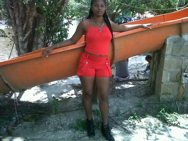 brigitha1982's profile picture. 