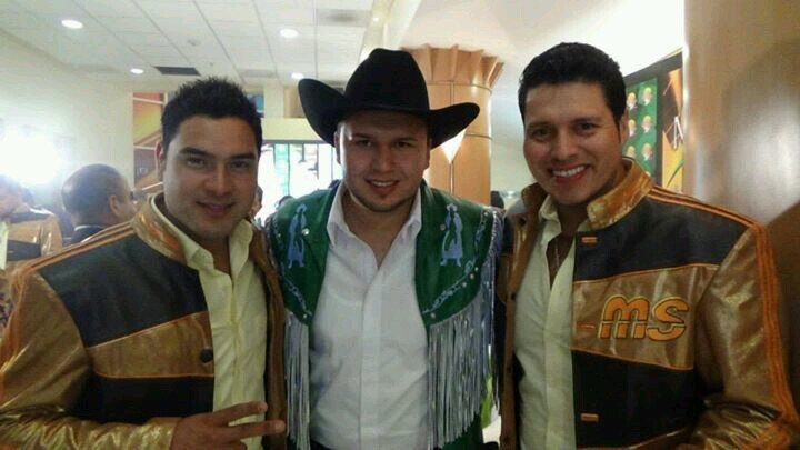 Brayan_m_r's profile picture. 