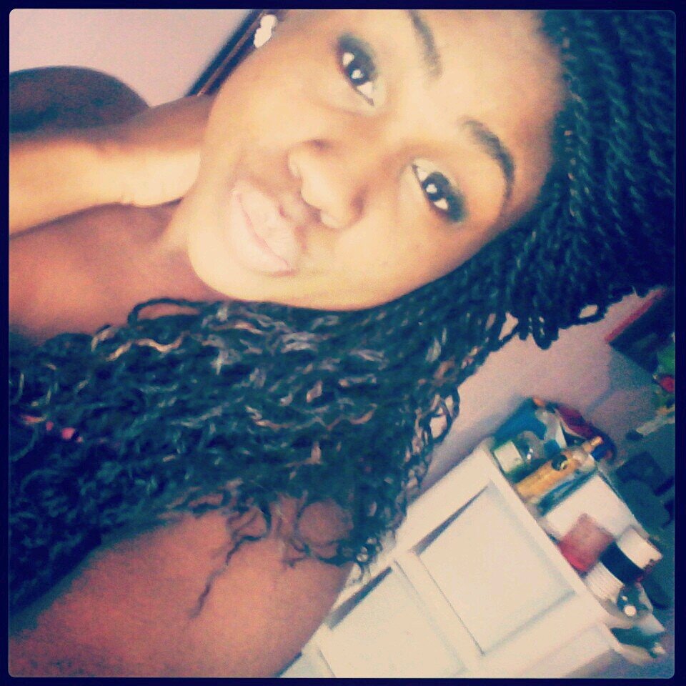 follow me on instagram @cocochanelw