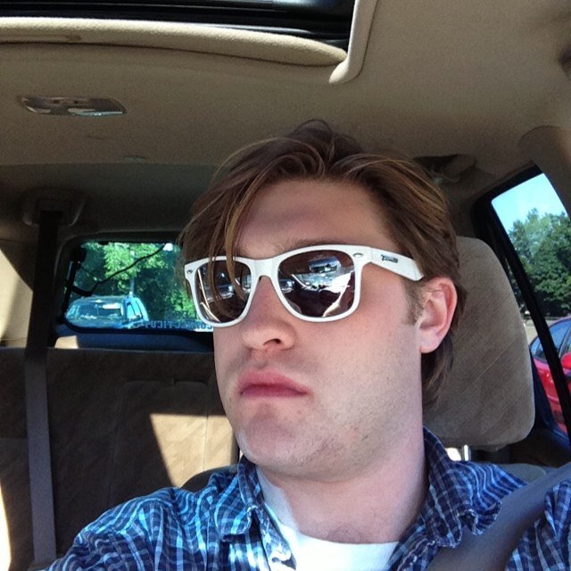 fakelavel's profile picture. 