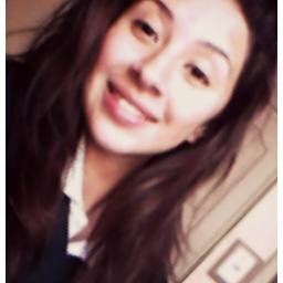 La paradoja del amor es, ser uno mismo, sin dejar de ser dos.
X.O.X.O, AM