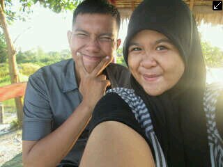 ♥Allah ♥Ibu ♥Ayah ♥Abang Gue ♥Kk GUe ♥MY lovely  @KikyKikymaulani :* no mention no folback ;)Indonesia