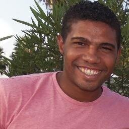 sou um rapaz muito facil de fazer amizades.