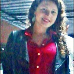 A felicidade às vezes é uma benção, mas geralmente é uma conquista!  =D