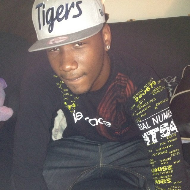 Follow me and I follow you....team taken,team basketball,team fuck haters.....FWM