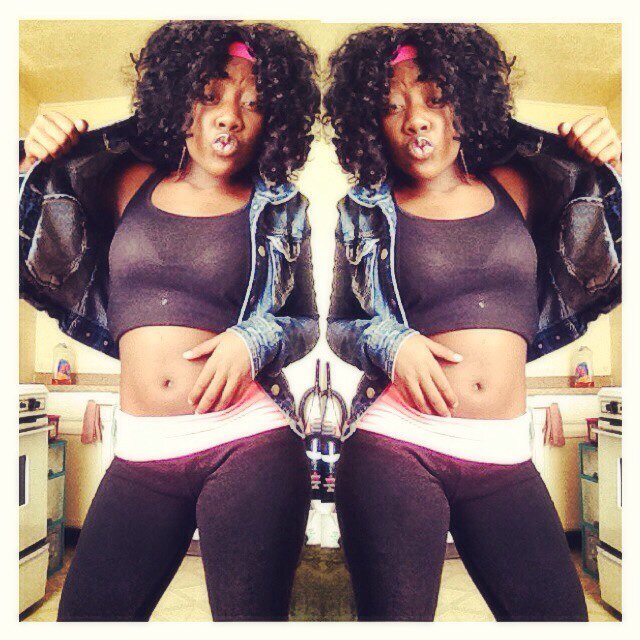 Follow Me (: .. Doin what im suppose to , make you feel sum type of way , real is how its kept ..fuck the next im paper Chasinn ... -Black Stackss