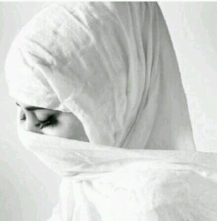 ! لآزَلت في الععشرين ، ومتيقنہ ب ﺎن الأجمل في حيآتي لم يآتي بعد . . ♡'