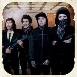Just a guy tweeting about what i am thinking bye! @piercetheveil is life