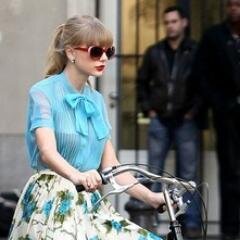 Follow @swiftierecords and I wont unfollow you so you can a free follow!