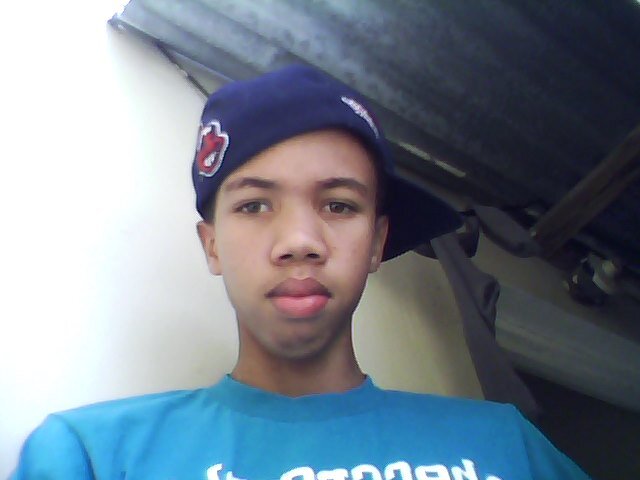 Facebook------ luisito matias agregame :D
