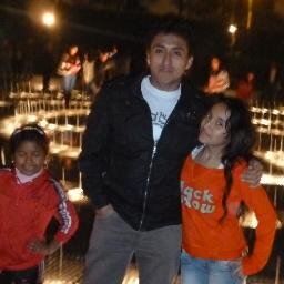 Soy el reflejo de mi pasado, la voluntad de mi futuro y el vivir de mi presente 👨‍👩‍👧‍👦👷🏻‍♂️💪🏼🇵🇪⚽️