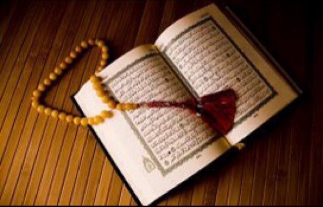 مَنْ عَمِلَ صَالِحًا مِّن ذَكَرٍ أَوْ أُنثَى وَهُوَ مُؤْمِنٌ فَلَنُحْيِيَنَّهُ حَيَاةً طَيِّبَةً وَلَنَجْزِيَنَّهُمْ أَجْرَهُم بِأَحْسَنِ مَا كَانُوا يَعْمَلُون