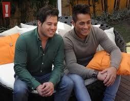 Twitter oficial da página Fãs de Hugo e Tiago do  facebook